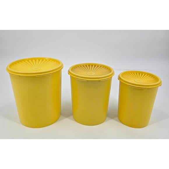 Vintage Tupperware Servalier Canister Set – Harvest Yellow Sunburst Lids - Picture 4 of 5